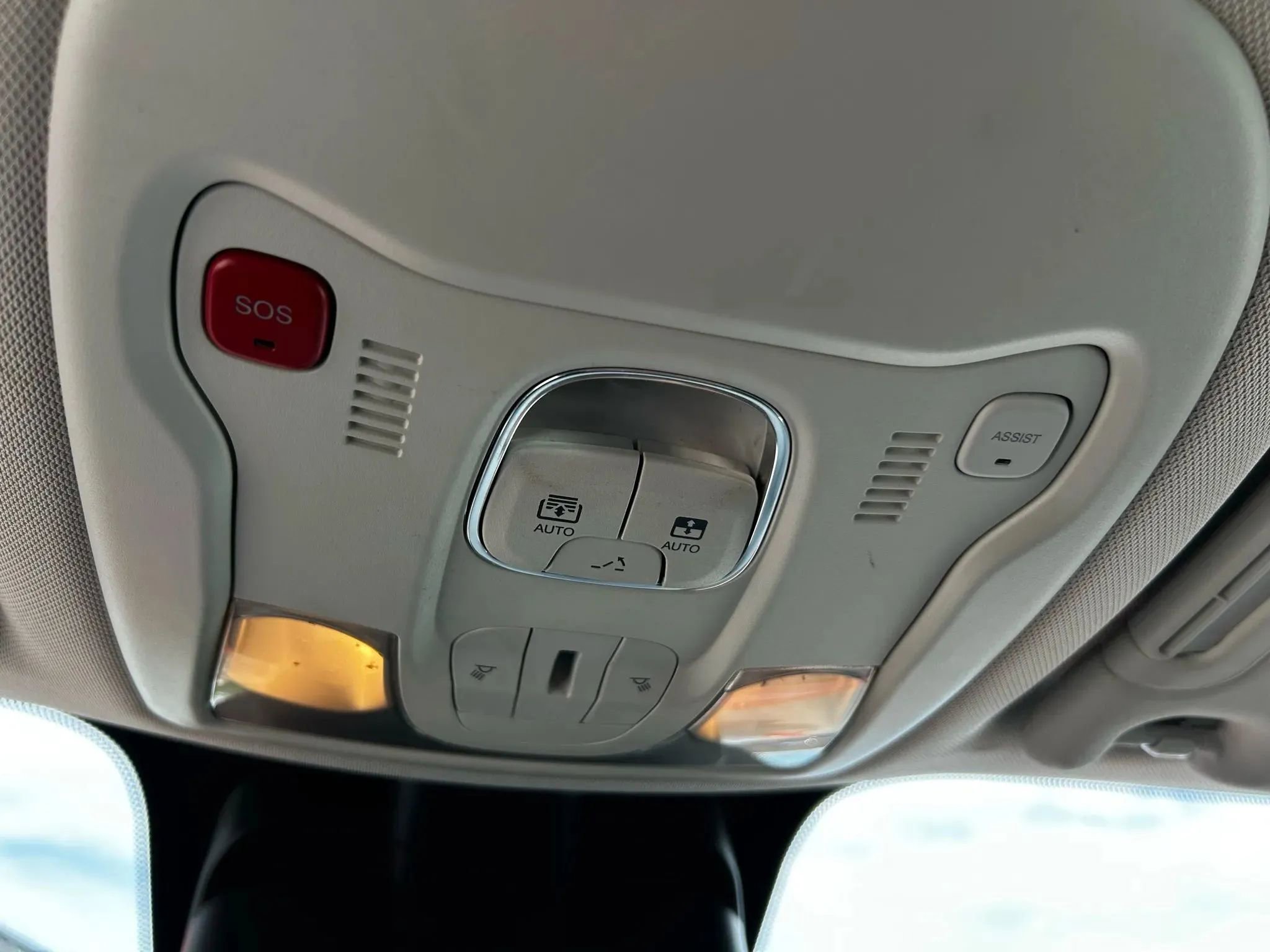 Used 2021 Jeep Renegade Latitude image 28