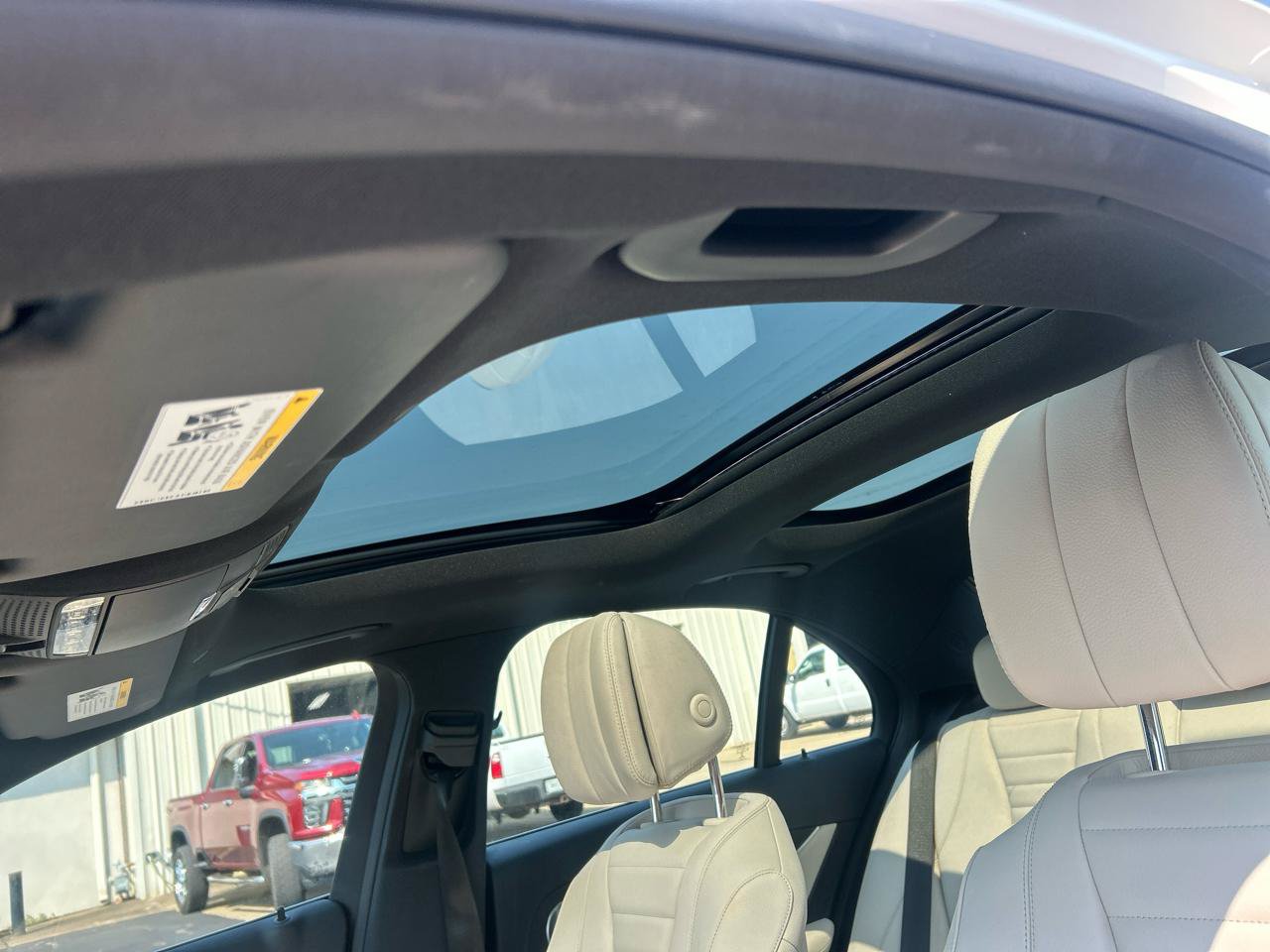 Used 2017 Mercedes-Benz E 300 image 19