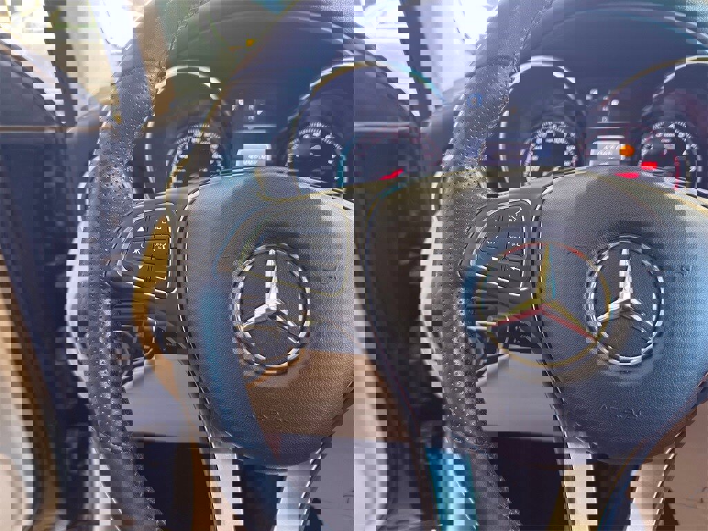 Used 2017 Mercedes-Benz GLC 300 image 13