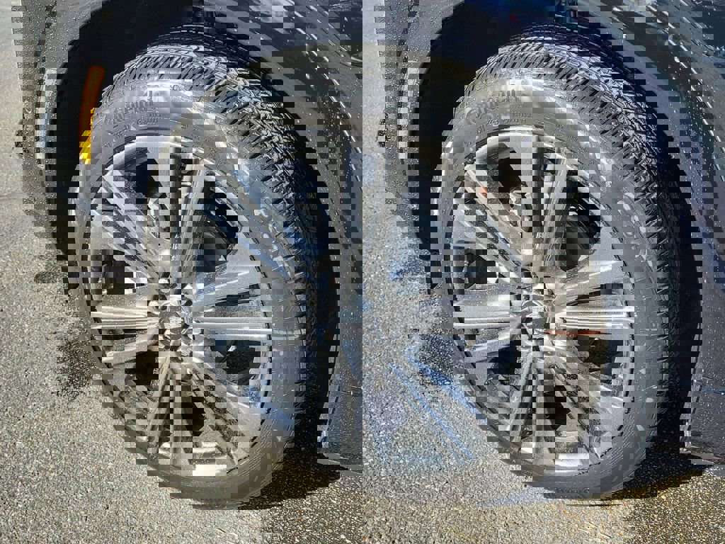 New 2026 Cadillac Optiq Sport 2 image 6