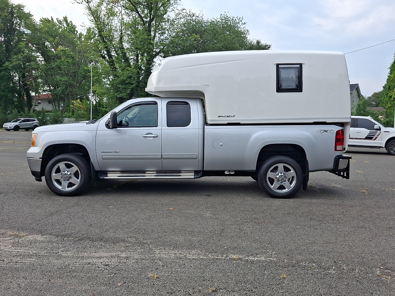 Used 2013 GMC Sierra 2500 SLT w/ SLT Convenience Package AWD/4WD image 4