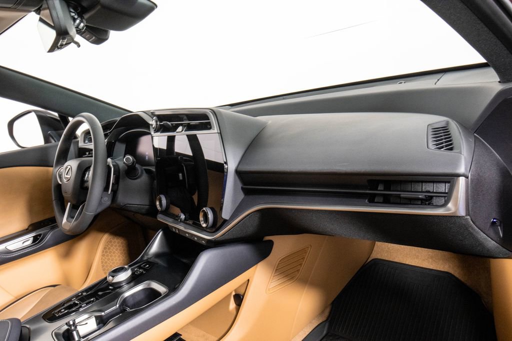 Used 2024 Lexus RZ 300e Premium w/ Technology Package image 18
