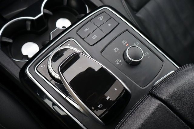 Used 2019 Mercedes-Benz GLS 450 4MATIC image 26