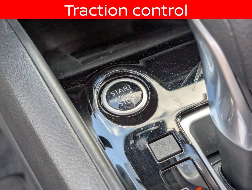 Used 2025 Nissan Versa SR w/ Trunk Package FWD image 21