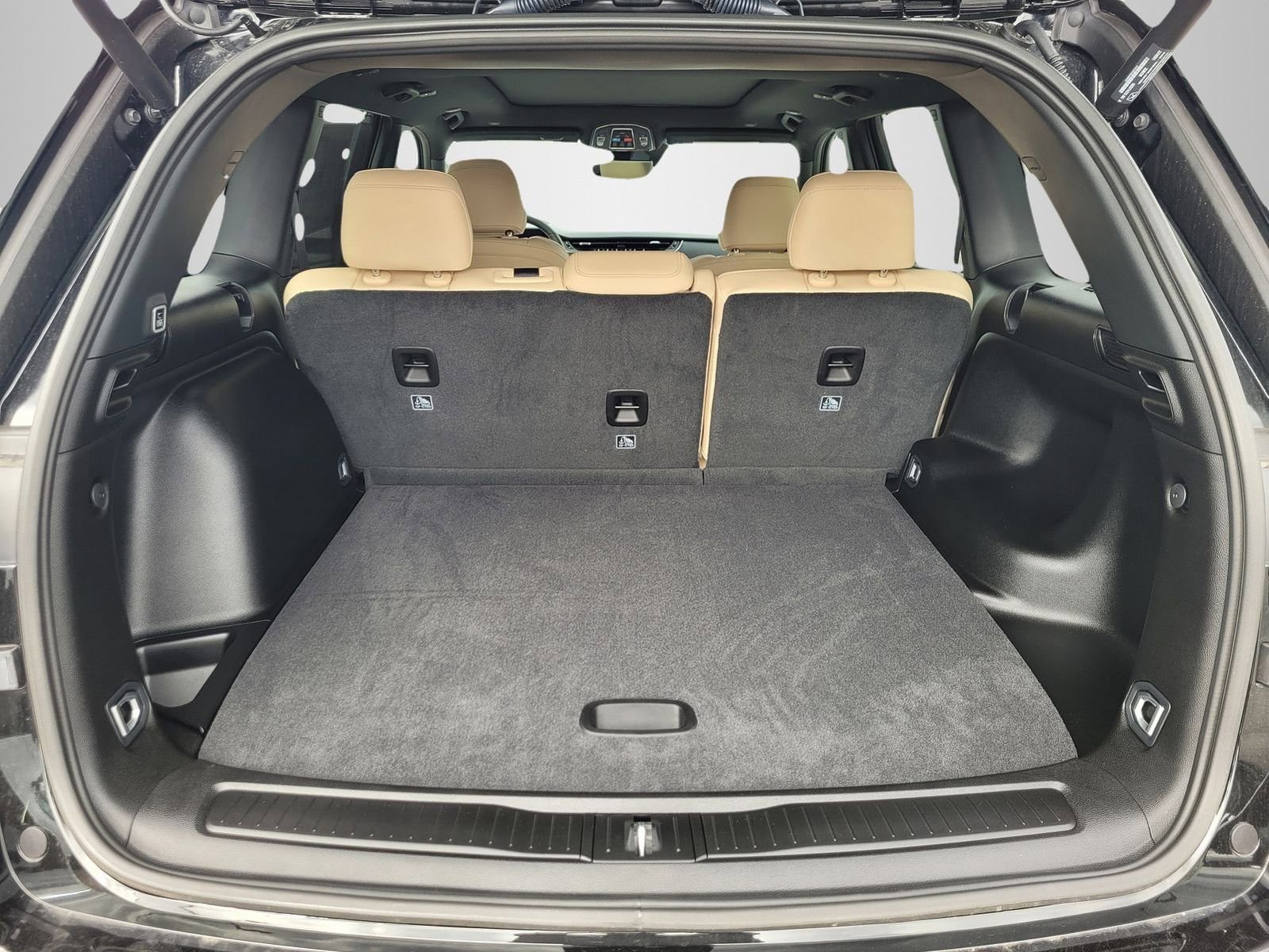 New 2025 Jeep Grand Cherokee Limited w/ Luxury Tech Group II image 7