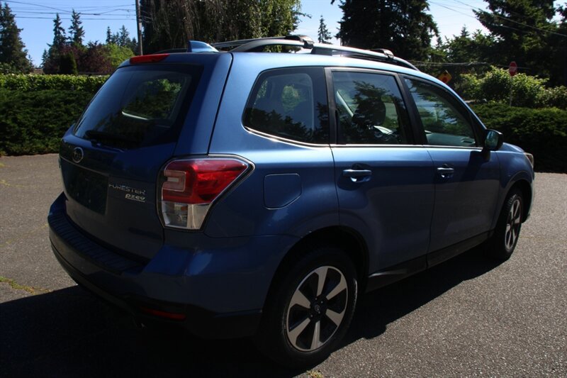 Used 2017 Subaru Forester 2.5i w/ Alloy Wheel Package AWD/4WD image 3