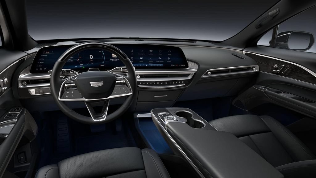 New 2026 Cadillac Lyriq Luxury AWD/4WD image 18