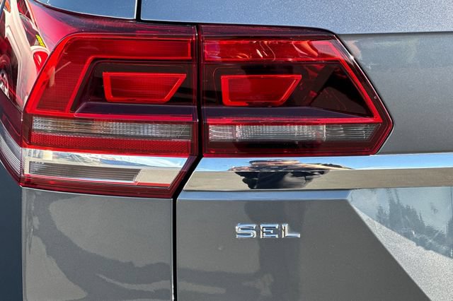 Used 2018 Volkswagen Atlas SEL AWD/4WD image 32