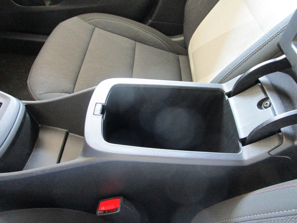 Used 2024 Chevrolet Trax RS FWD image 34