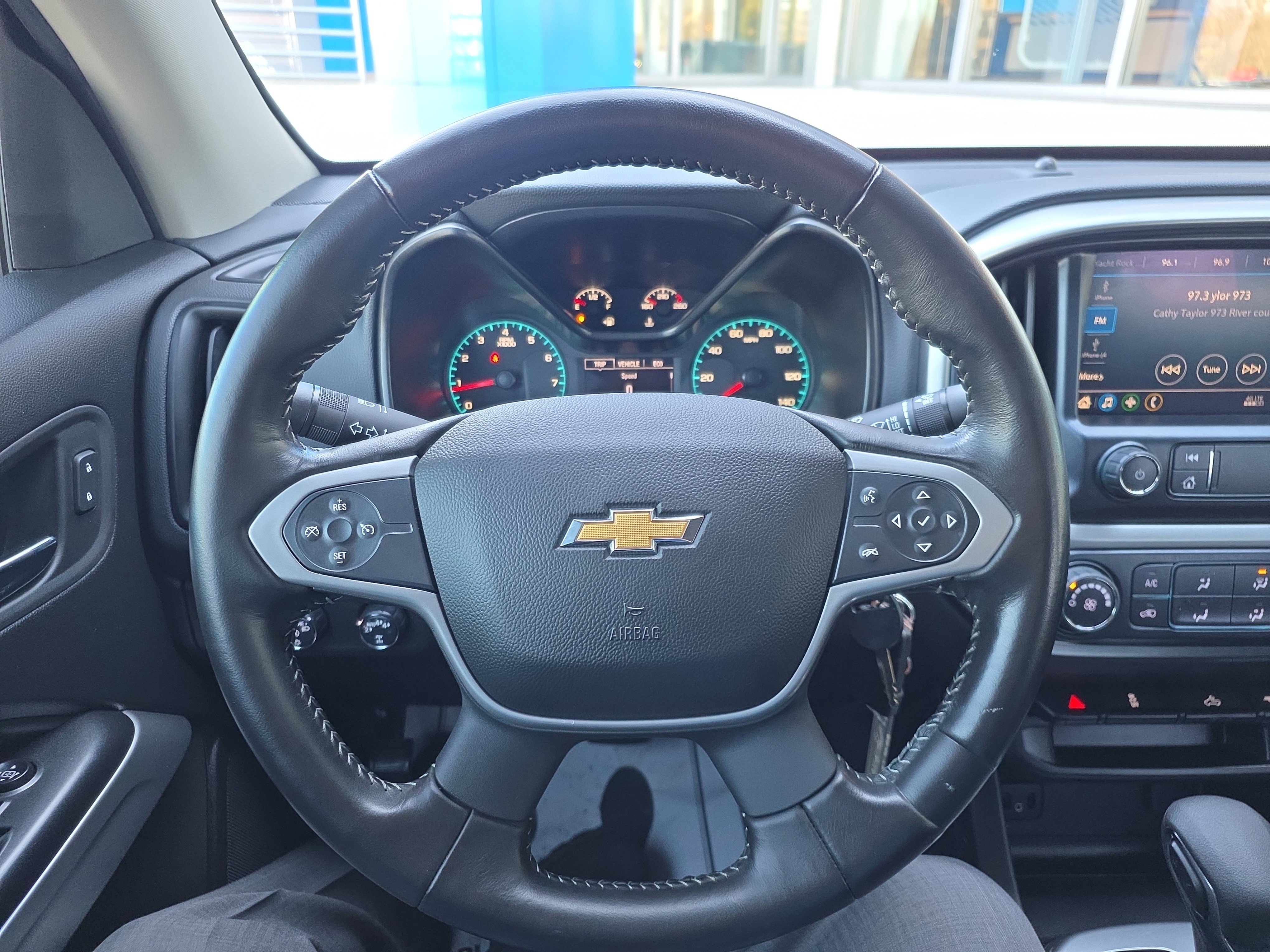 Used 2022 Chevrolet Colorado LT w/ LT Convenience Package image 17