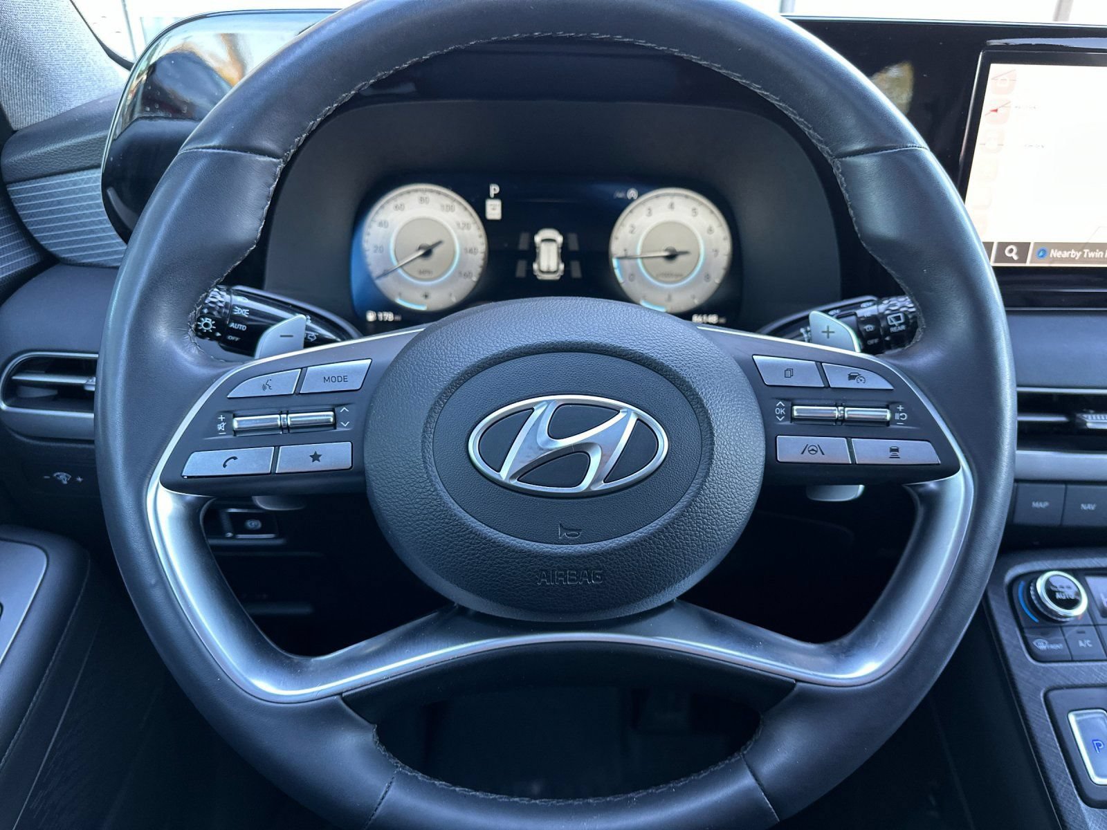 Used 2023 Hyundai Palisade Limited w/ Cargo Package AWD/4WD image 28