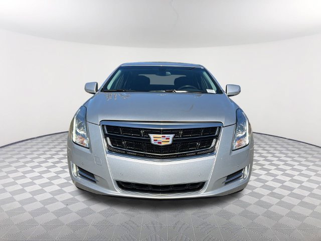 Used 2016 Cadillac XTS Luxury FWD image 2