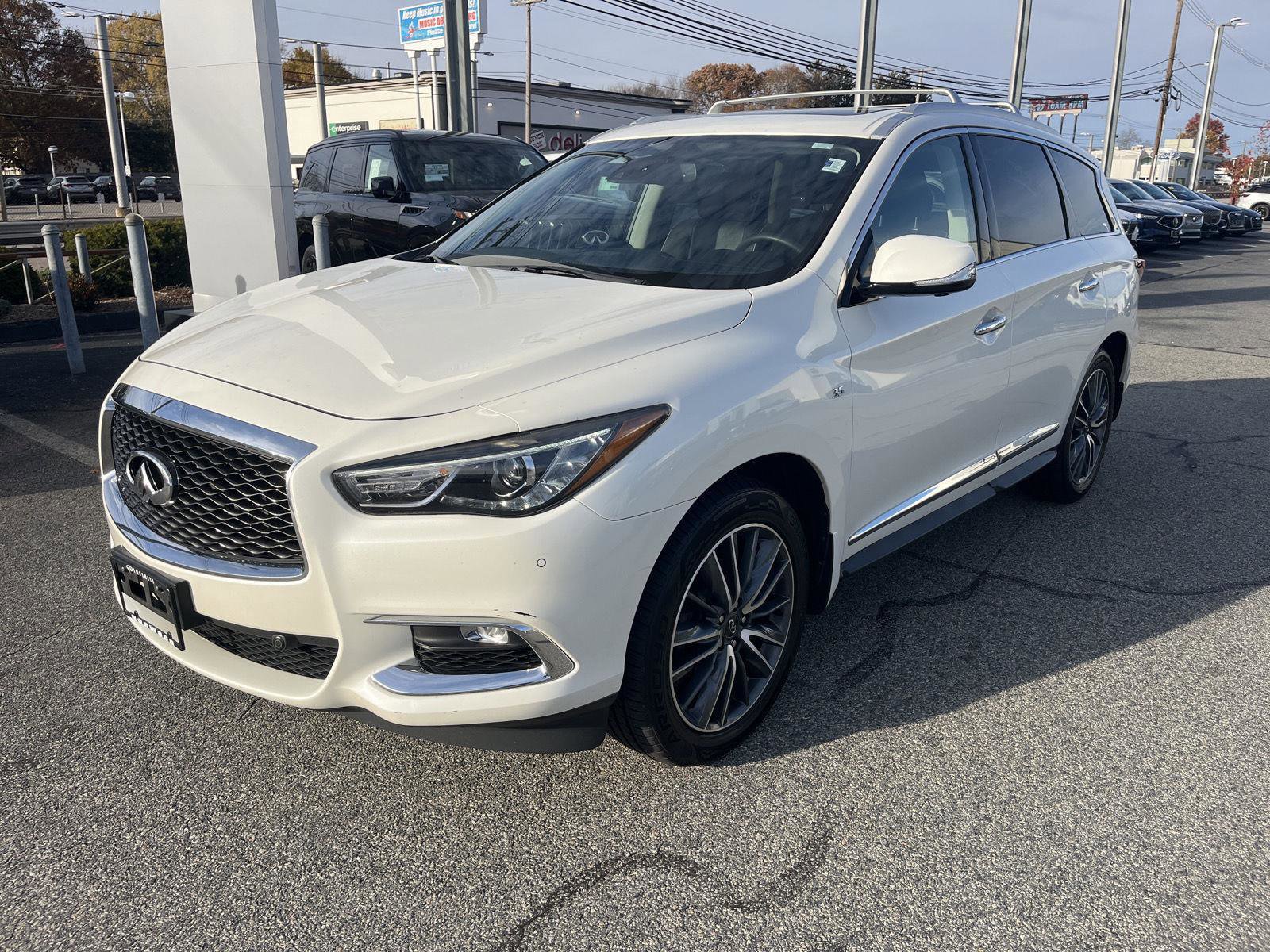 Used 2019 INFINITI QX60 Luxe w/ Sensory Package image 7