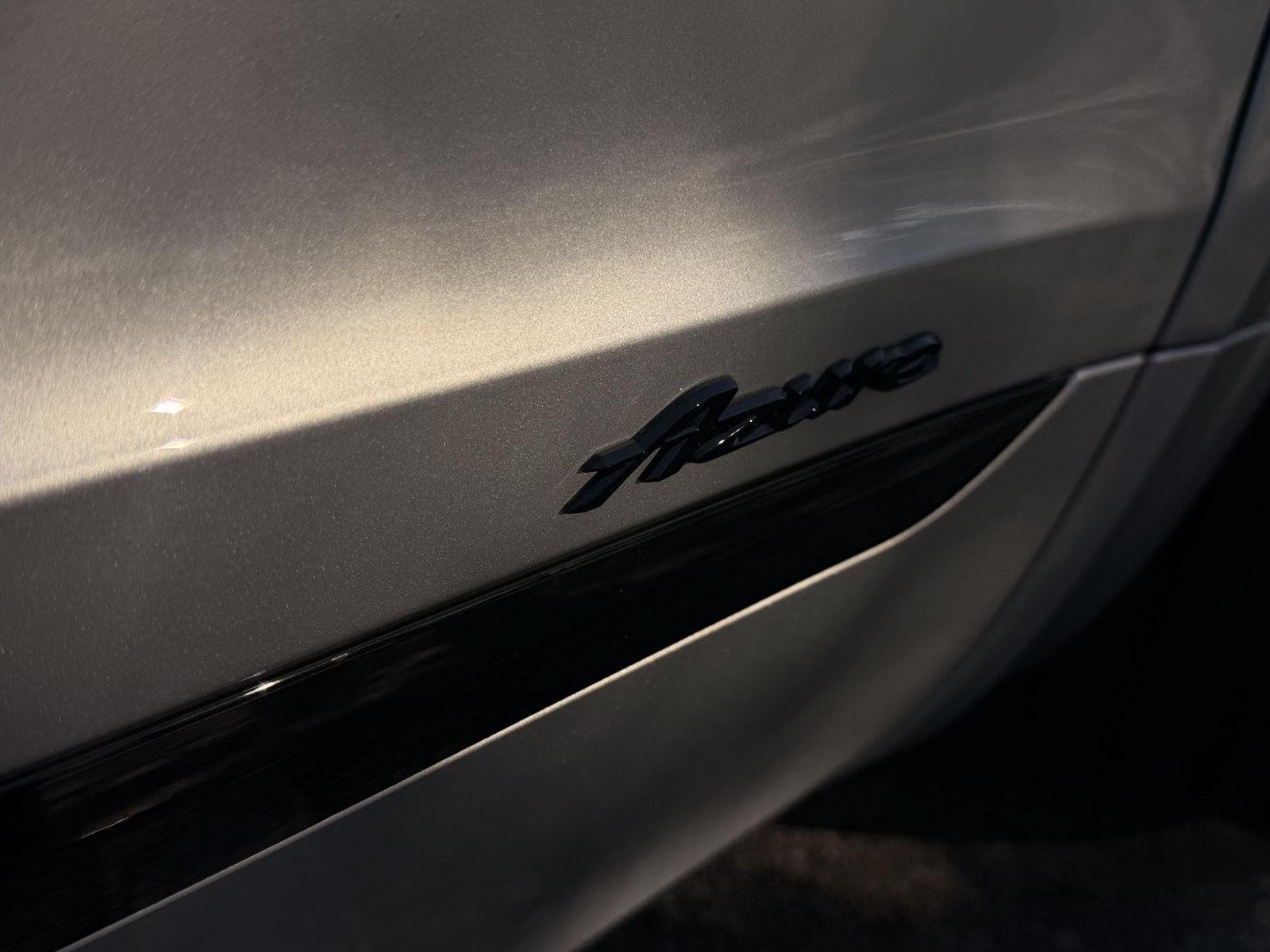 New 2027 Bentley Bentayga AWD/4WD image 34