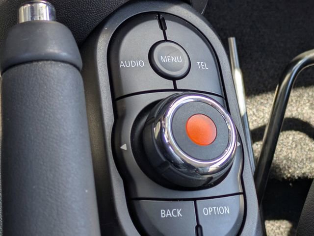 Used 2019 MINI Cooper 2-Door Hardtop FWD image 28
