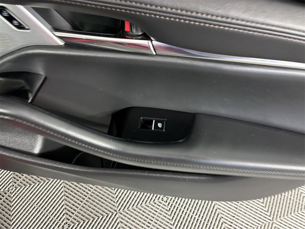 Used 2023 MAZDA MAZDA3 s image 19