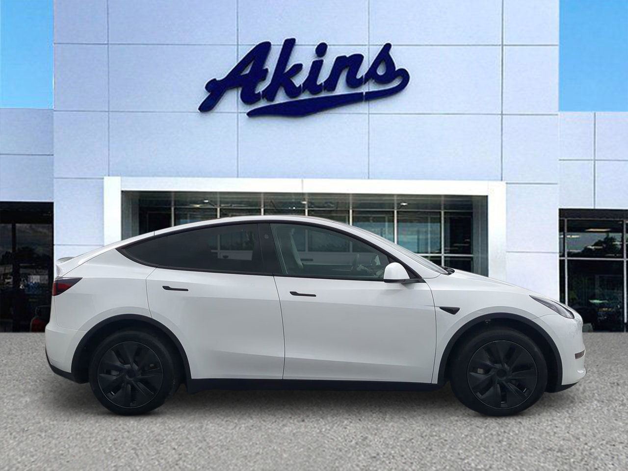 Used 2024 Tesla Model Y Long Range