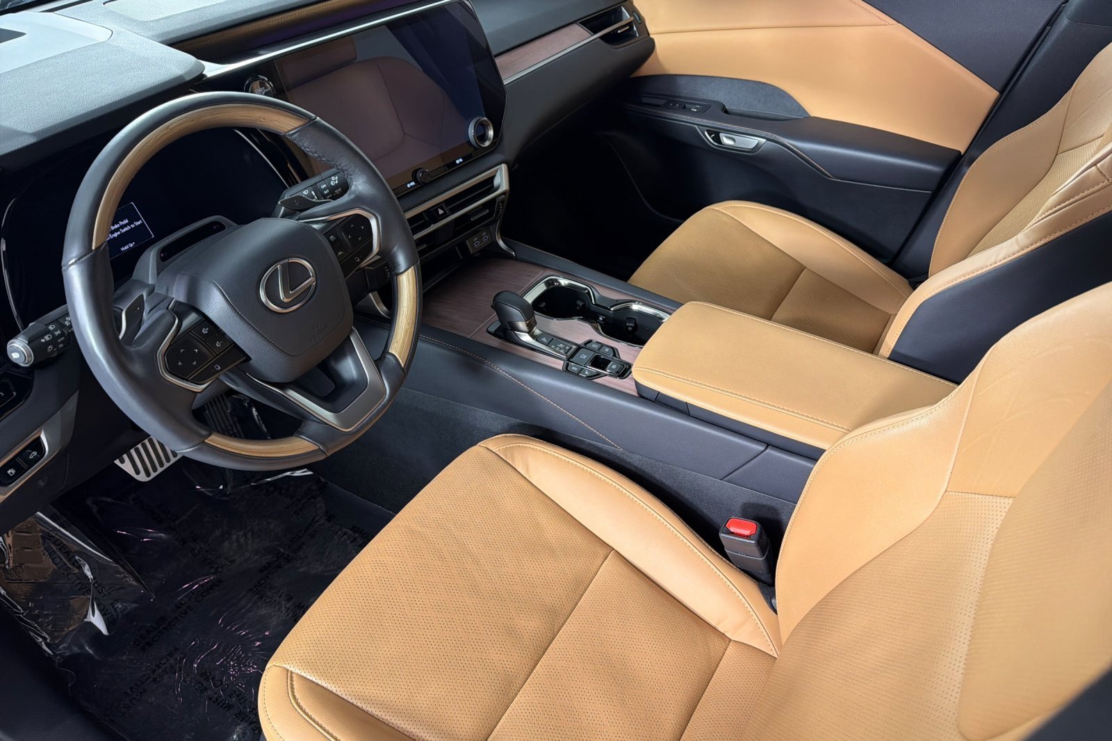 Used 2024 Lexus RX 350 Premium Plus w/ Convenience Package image 9