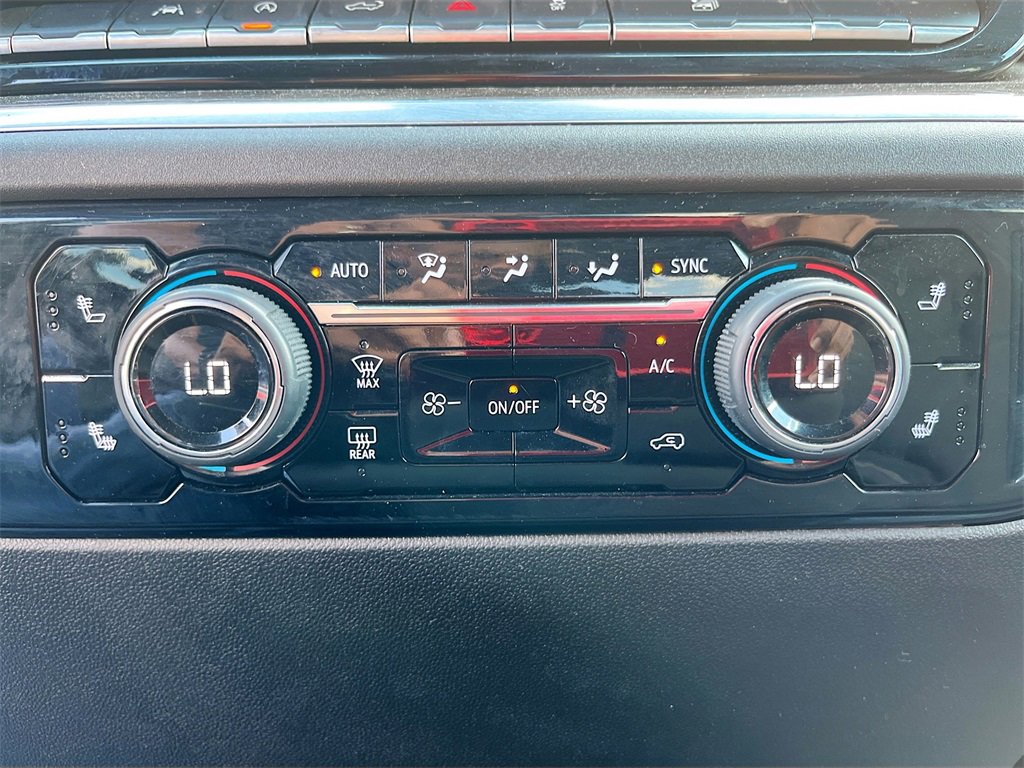 Used 2024 Chevrolet Silverado 1500 LT image 16