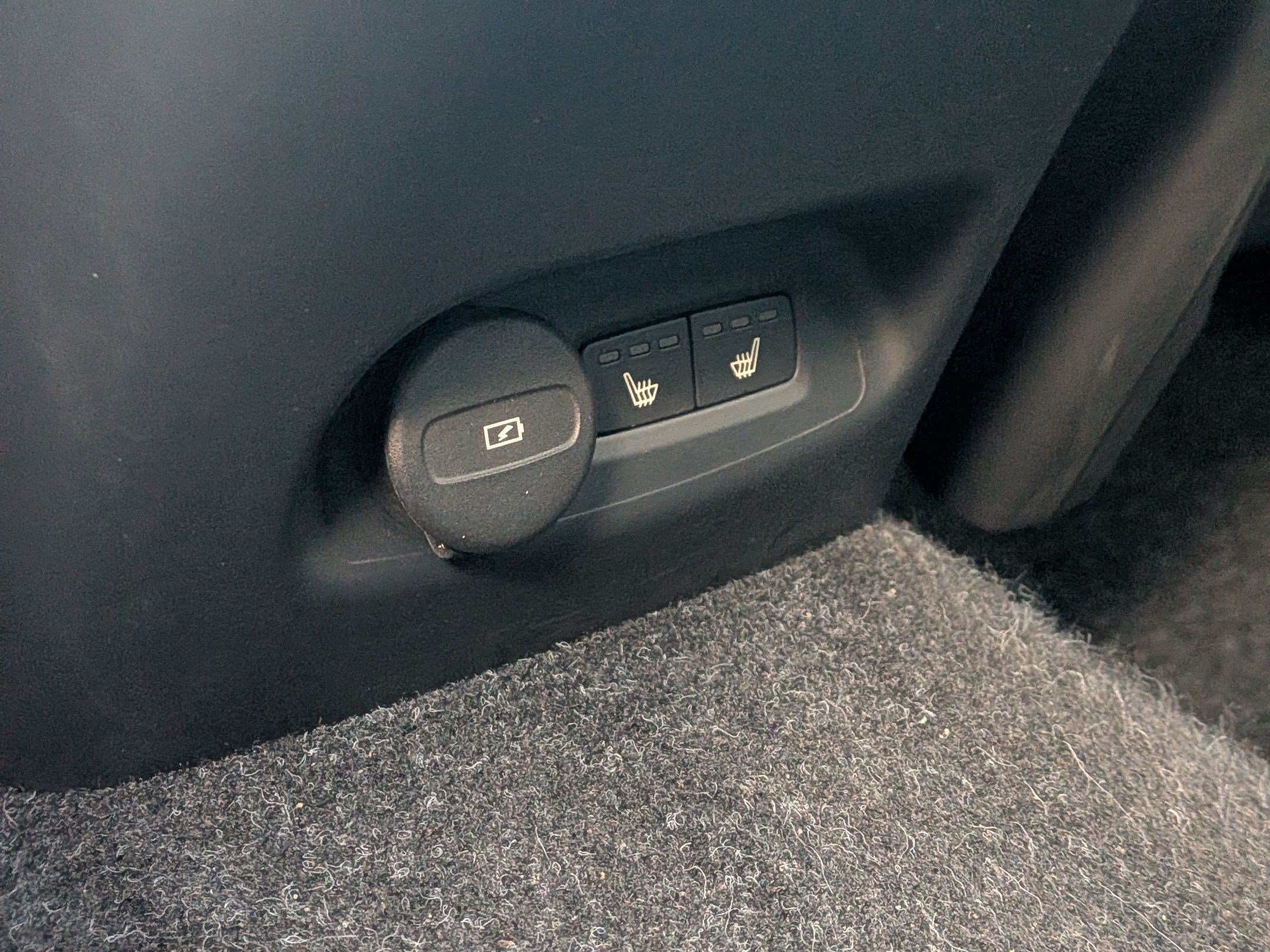 Used 2023 Volvo XC40 Recharge Ultimate AWD/4WD image 26