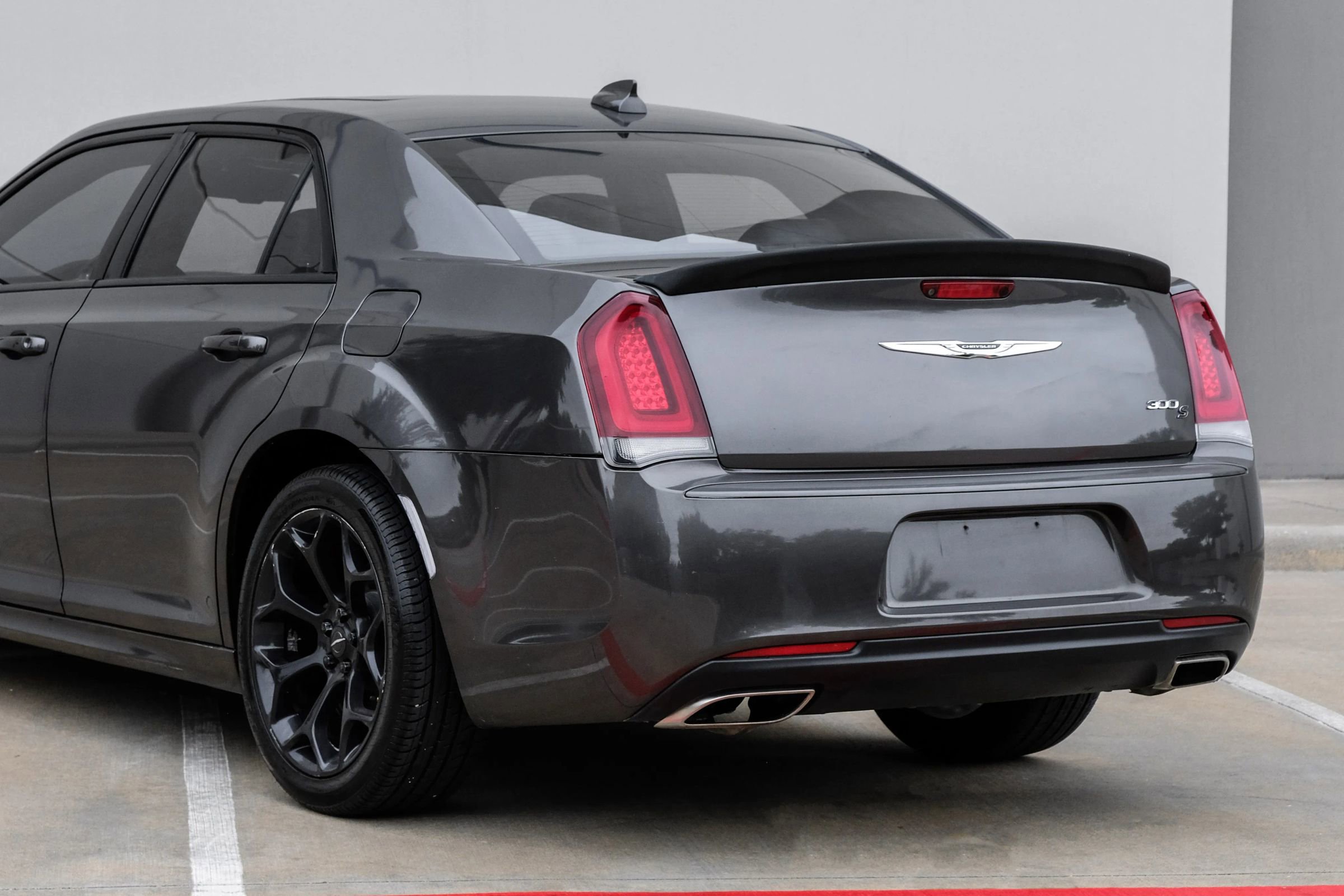 Used 2020 Chrysler 300 S RWD image 20
