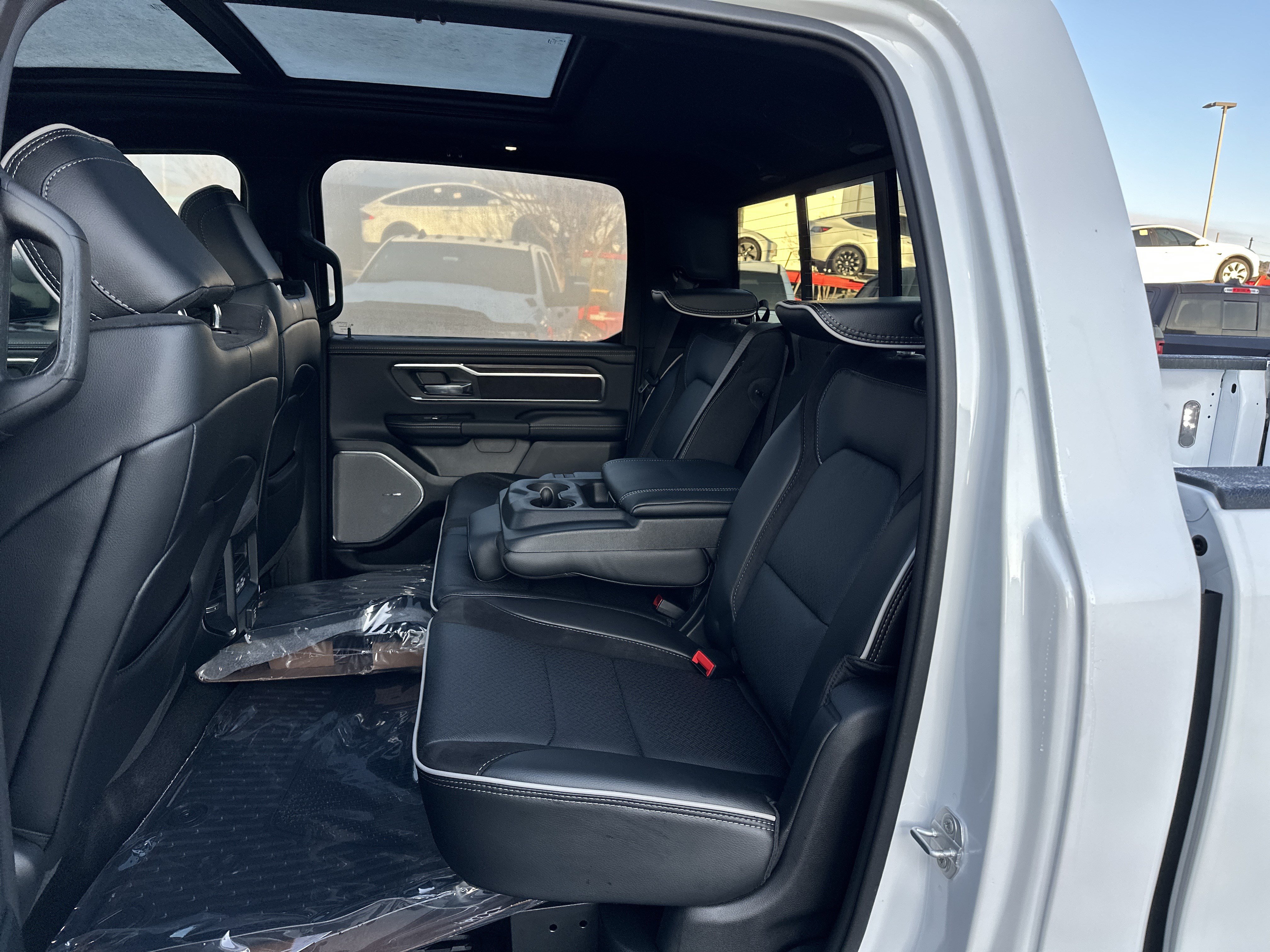 New 2026 RAM 1500 Laramie w/ Night Edition AWD/4WD image 21
