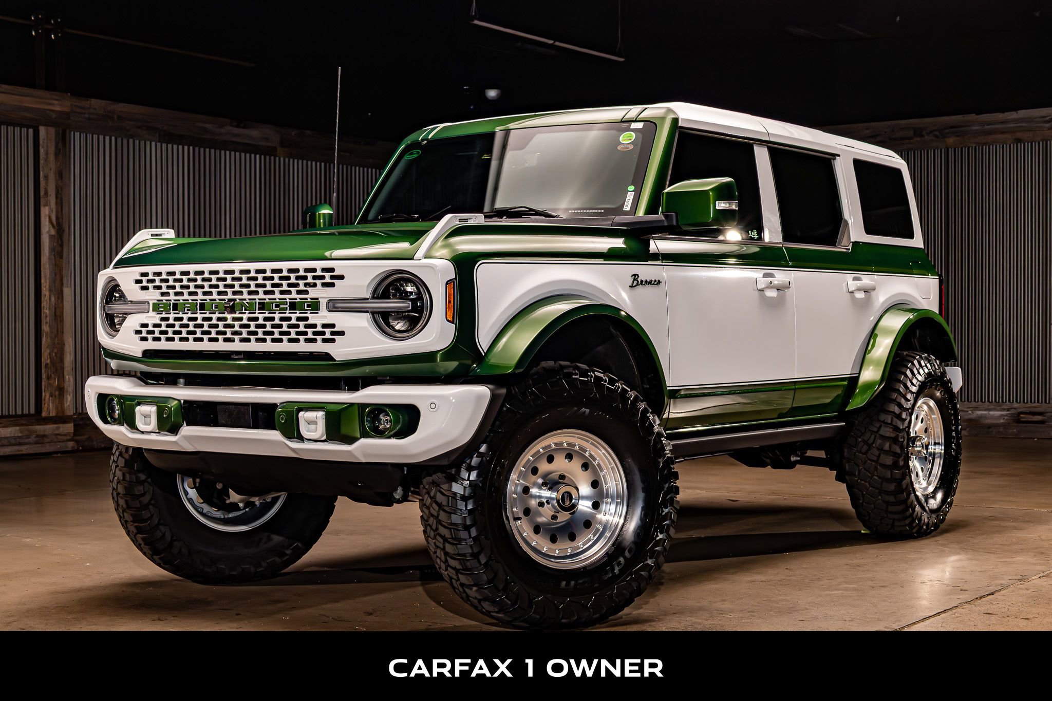 Used 2023 Ford Bronco Badlands image 5