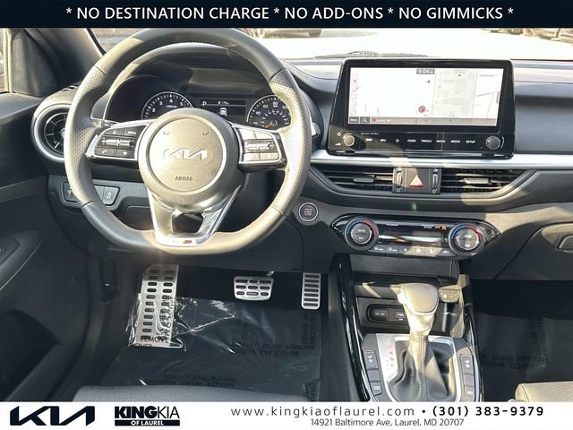 Used 2023 Kia Forte GT-Line w/ GT-Line Premium Package image 2