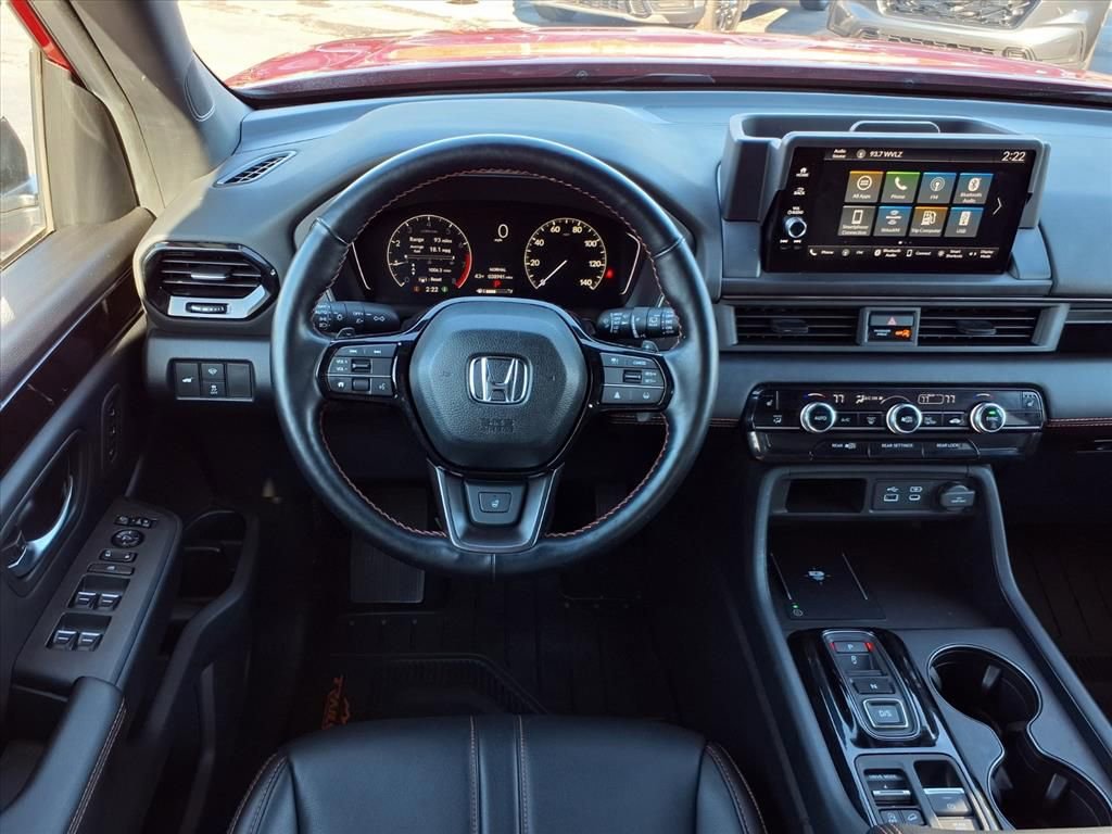 Certified 2025 Honda Pilot TrailSport image 15