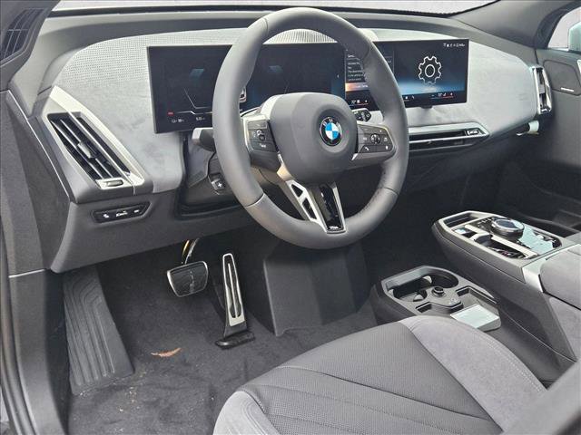 Used 2026 BMW iX xDrive60 image 9
