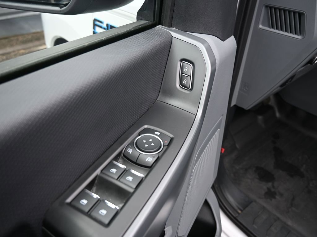 Used 2024 Ford F150 Lightning Pro image 22