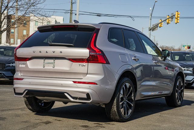 Used 2026 Volvo XC60 T8 Plus AWD/4WD image 5