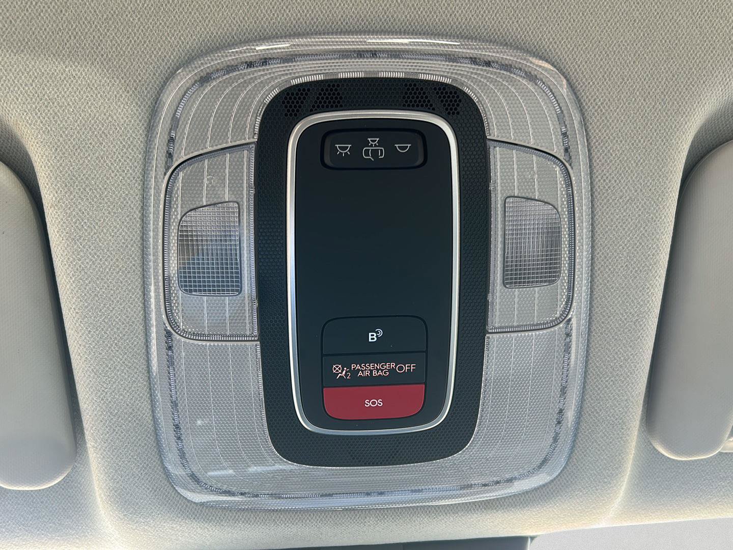 Used 2024 Hyundai Kona SE FWD image 12