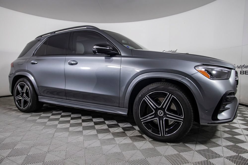 Used 2025 Mercedes-Benz GLE 580 4MATIC image 2