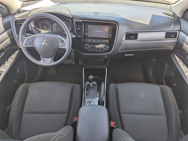 Used 2018 Mitsubishi Outlander ES AWD/4WD image 14