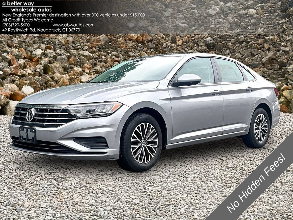 Used 2019 Volkswagen Jetta SE w/ Cold Weather Package FWD image 1