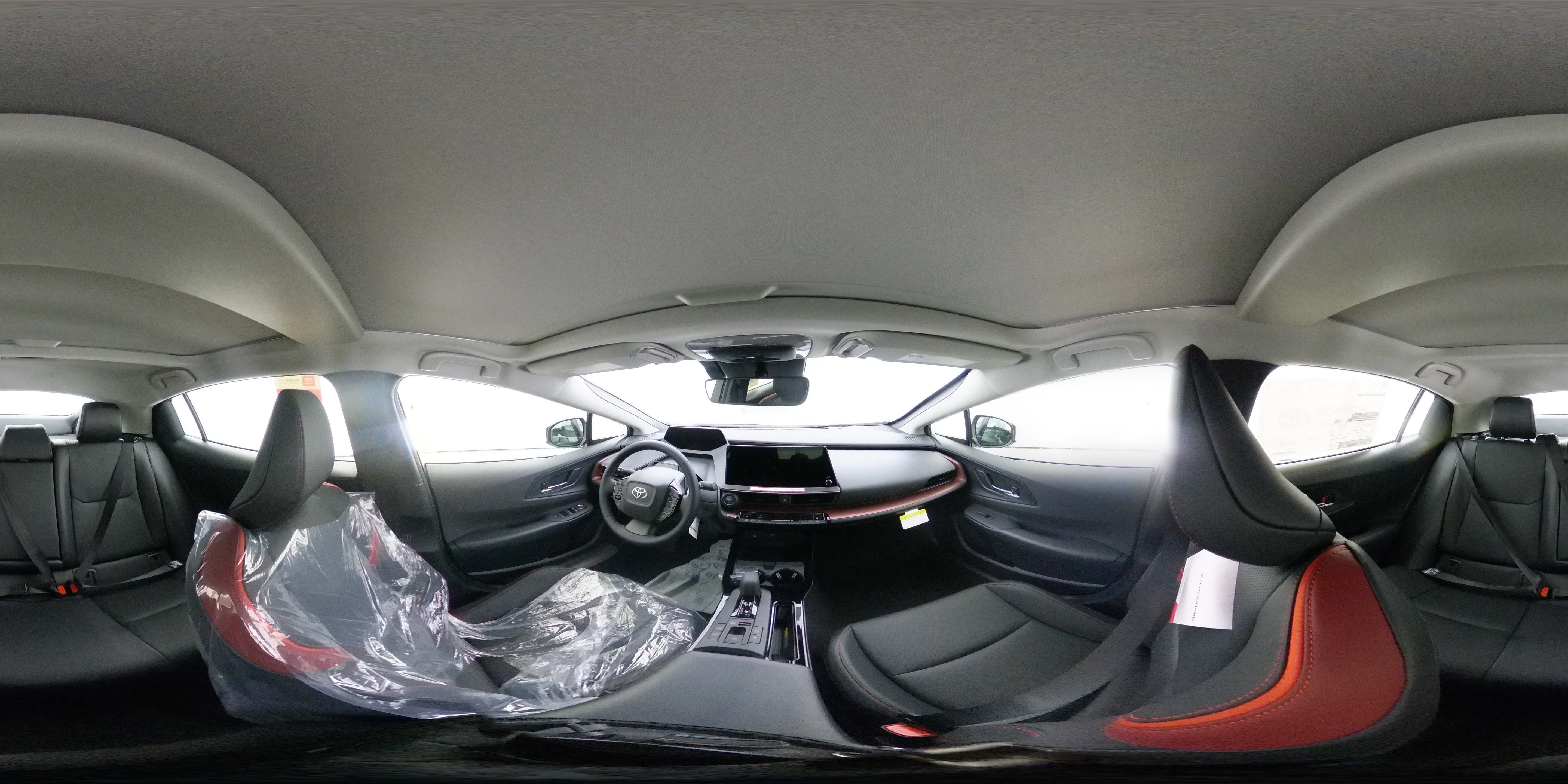 New 2026 Toyota Prius Plug-In Hybrid FWD image 33