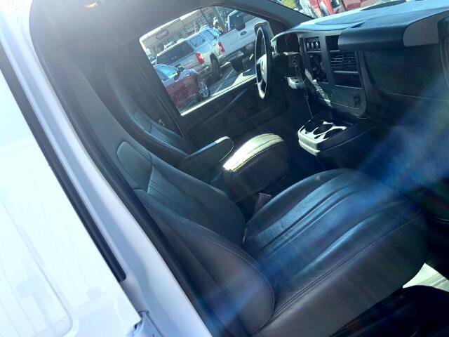 Used 2014 Chevrolet Express 2500 image 10
