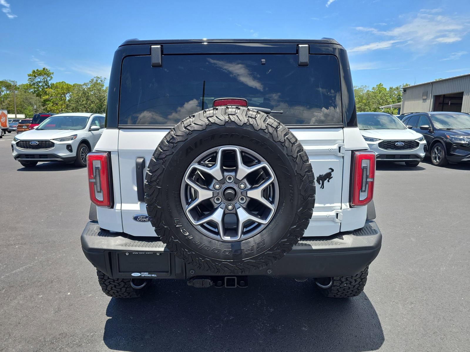 New 2025 Ford Bronco Badlands image 5