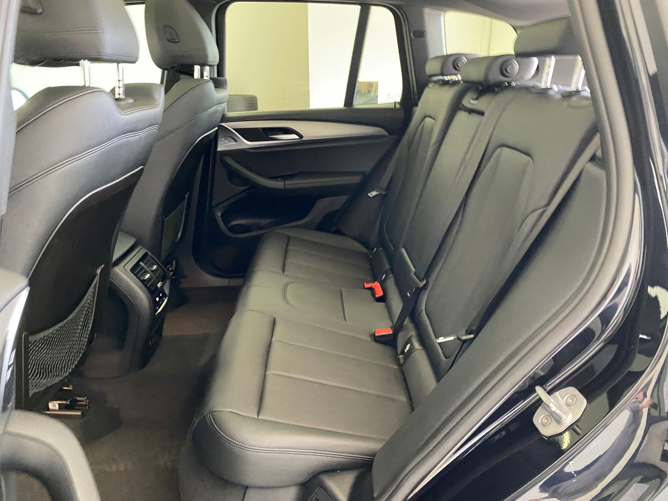 Used 2018 BMW X3 xDrive30i w/ M Sport Package image 13