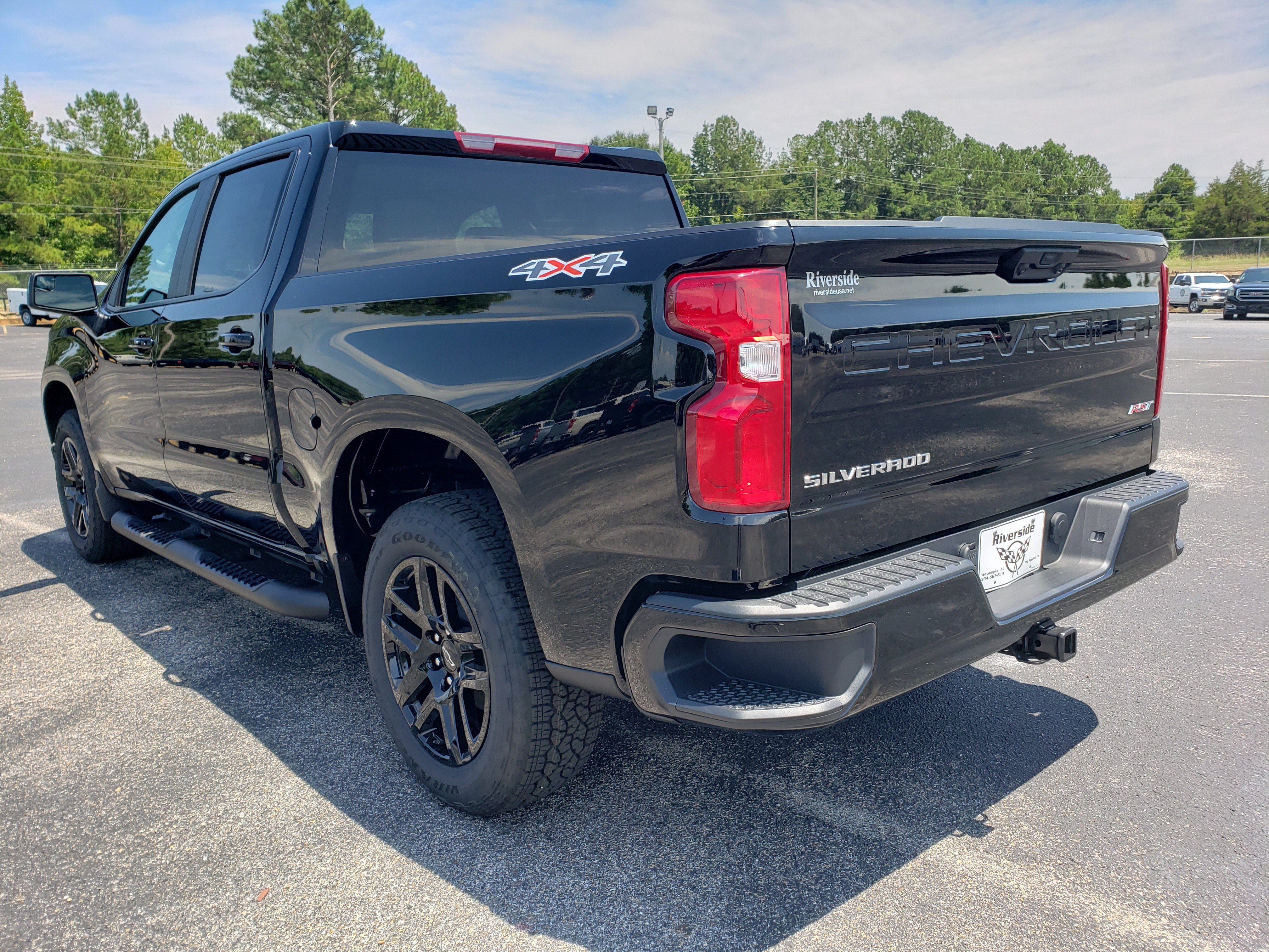 New 2026 Chevrolet Silverado 1500 RST w/ RST Select Package AWD/4WD image 4
