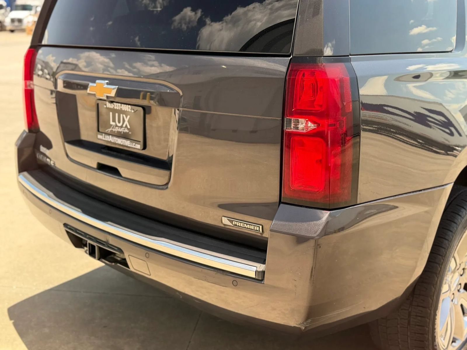 Used 2017 Chevrolet Tahoe Premier RWD image 8