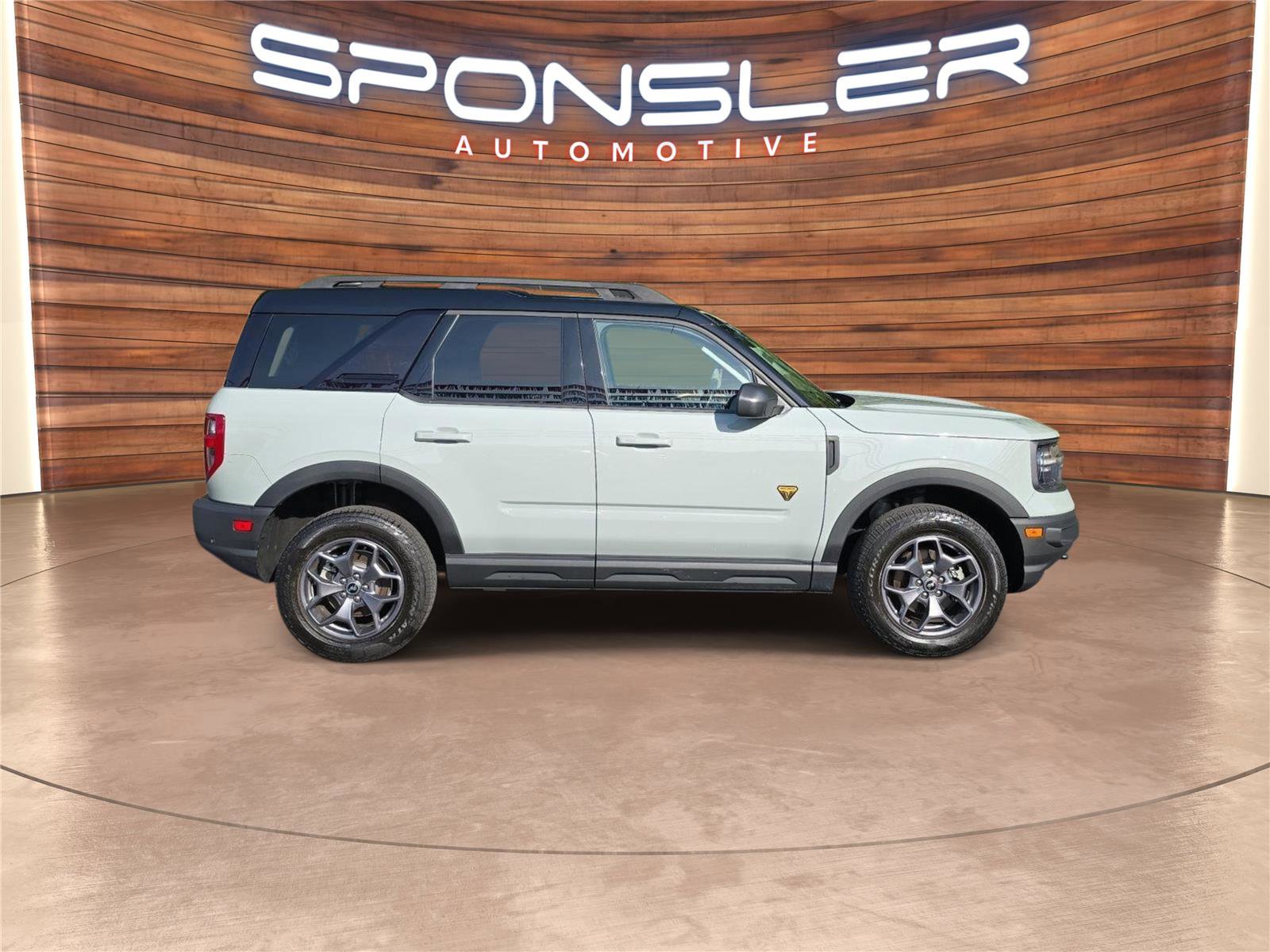 Used 2024 Ford Bronco Sport Badlands w/ Premium Package image 7