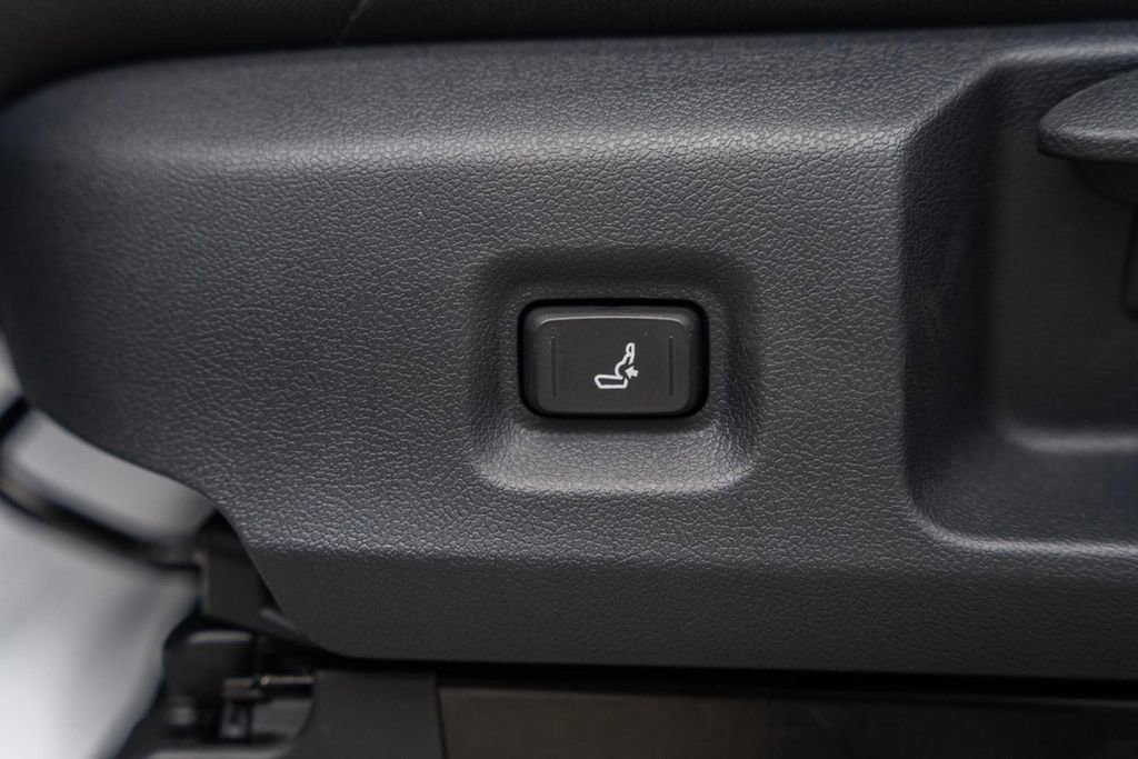 New 2026 Toyota Tacoma SR5 image 34