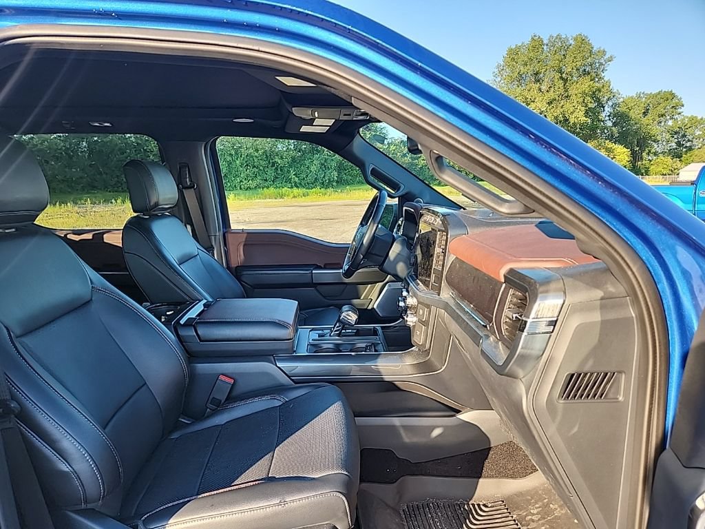 Used 2022 Ford F150 Lariat w/ Equipment Group 502A High AWD/4WD image 6