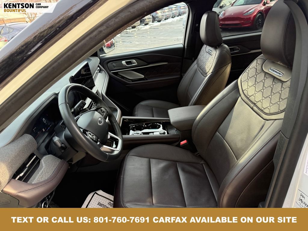Used 2025 Ford Explorer Platinum w/ LUX Leather Package image 31