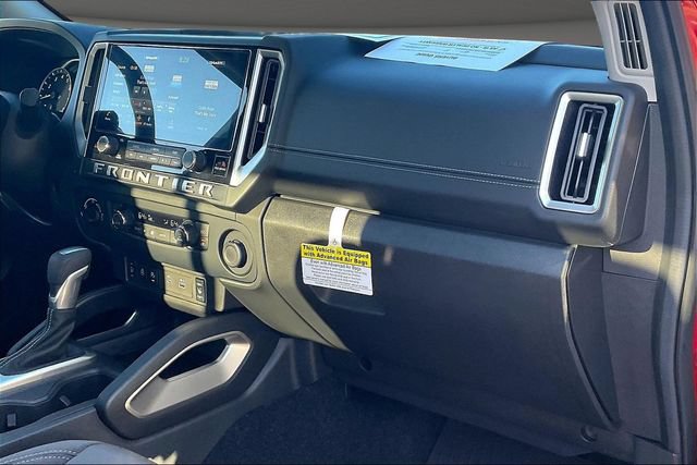 Certified 2026 Nissan Frontier SV w/ All-Weather Content Package AWD/4WD image 15