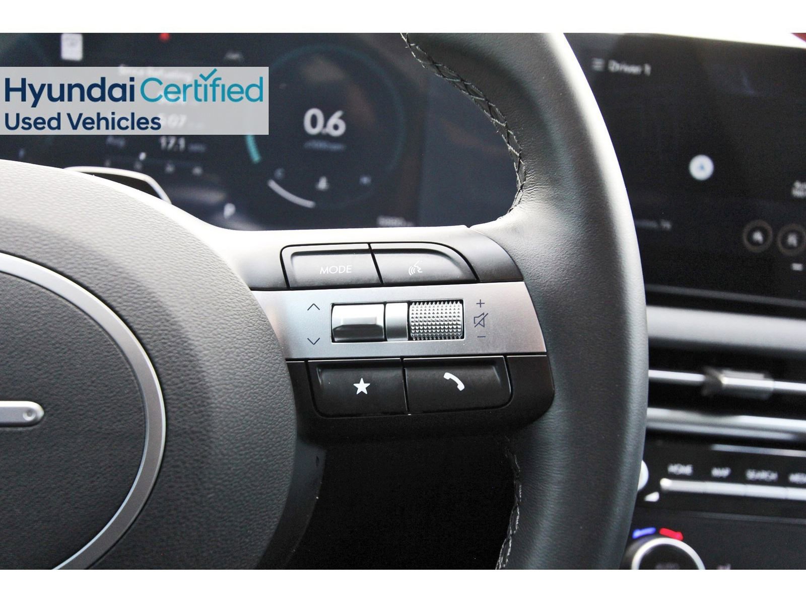 Certified 2025 Hyundai Tucson SEL FWD image 19