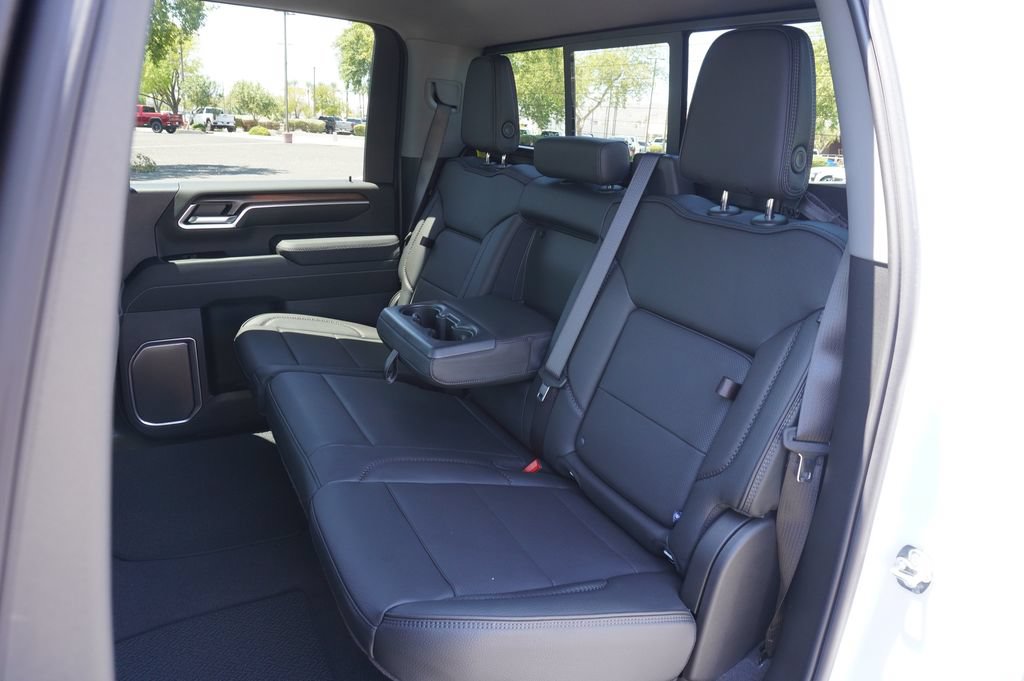New 2026 GMC Sierra 2500 Denali w/ Max Trailering Package AWD/4WD image 11