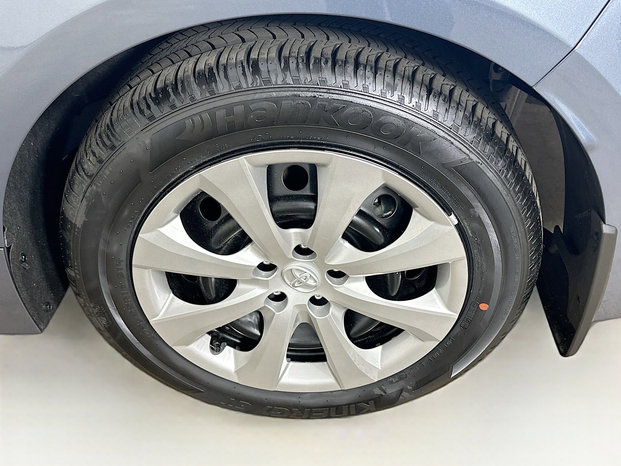 Used 2026 Toyota Corolla LE FWD image 11